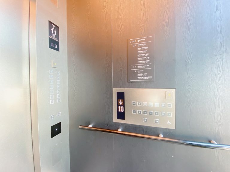 エレベーター階数ボタン