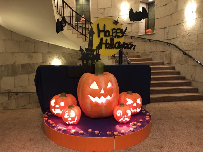 フロントロビー