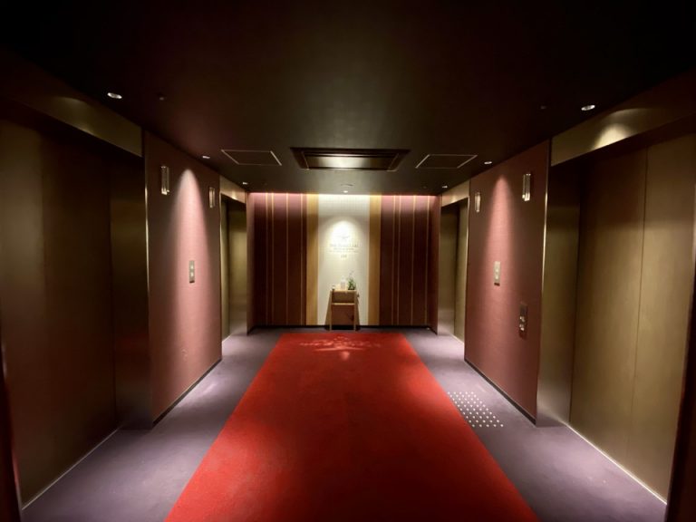 エレベーターホール客室階 (2)