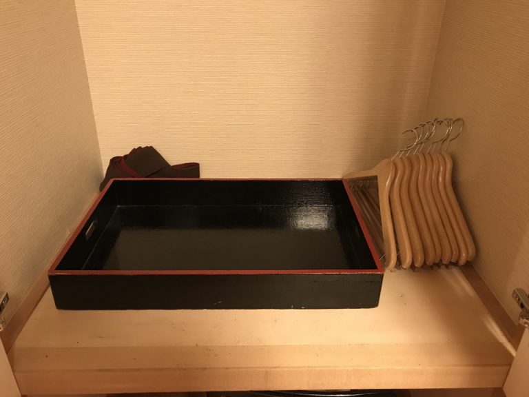 クローゼットの中