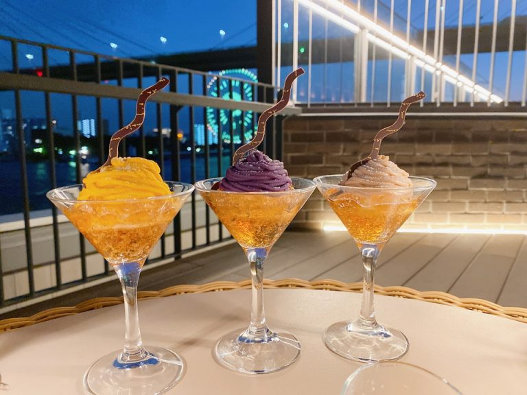 左からかぼちゃのモンブラン、紫芋のモンブラン、栗のモンブラン