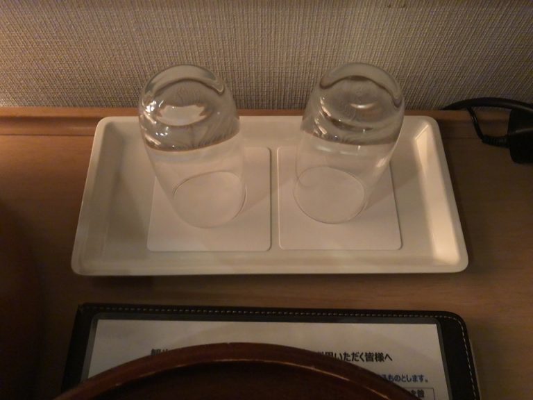 グラス2