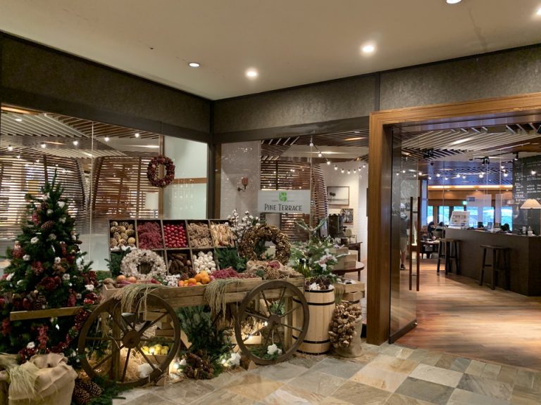 朝食会場 入口(1)