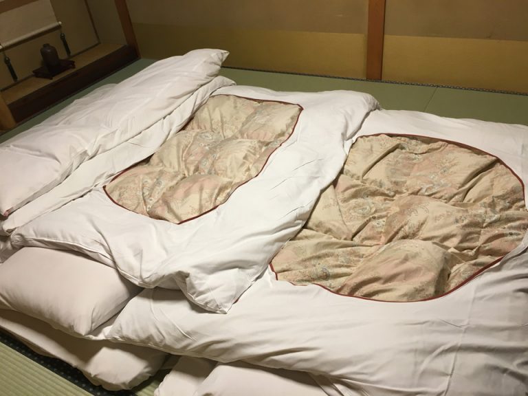 ベッド全体(布団)