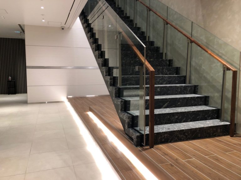 エントランス入ってすぐ