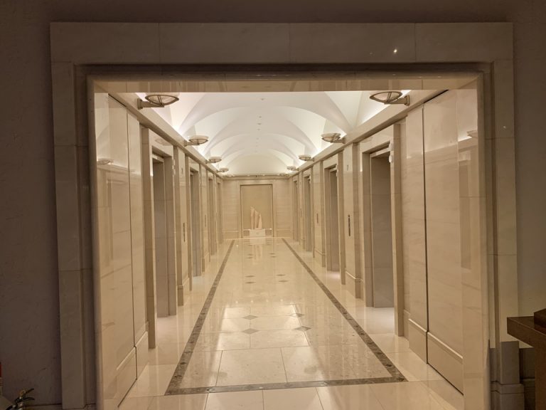 フロント階 エレベーターホール