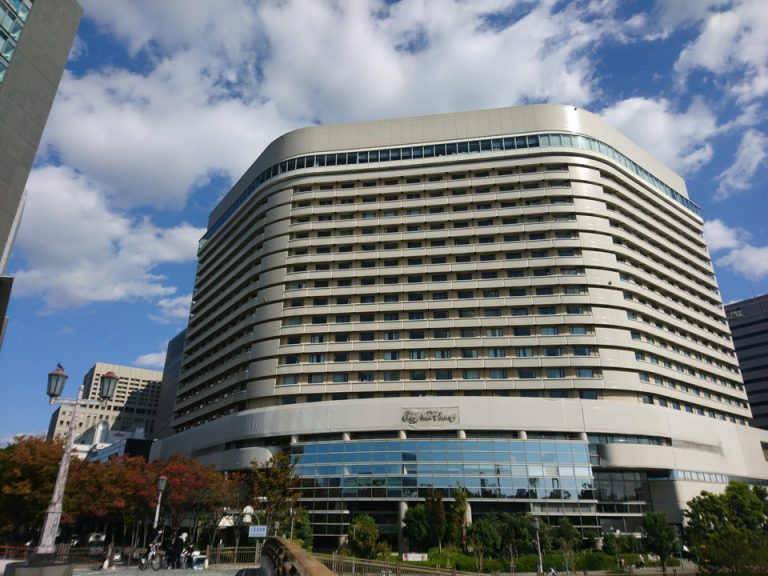 建物外観(大阪城公園側)