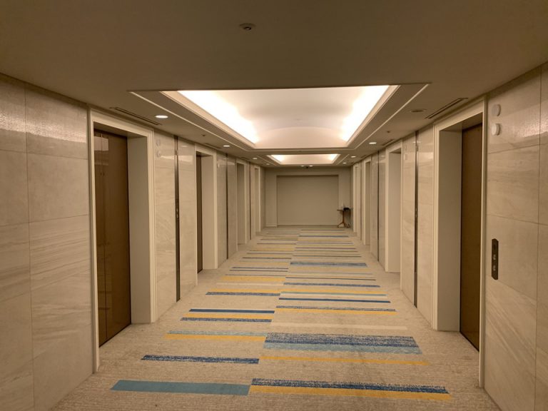 客室階 エレベーターホール(3)