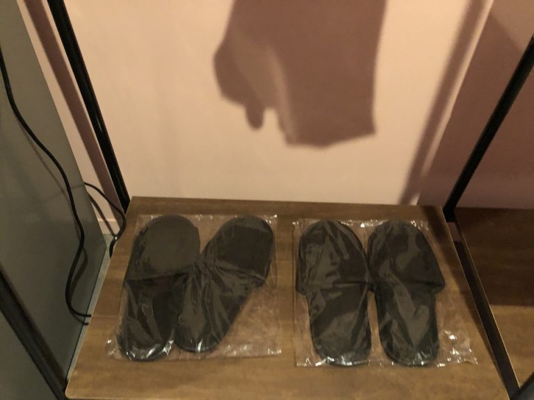 スリッパ