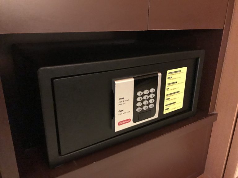 セーフティーボックス閉めた状態