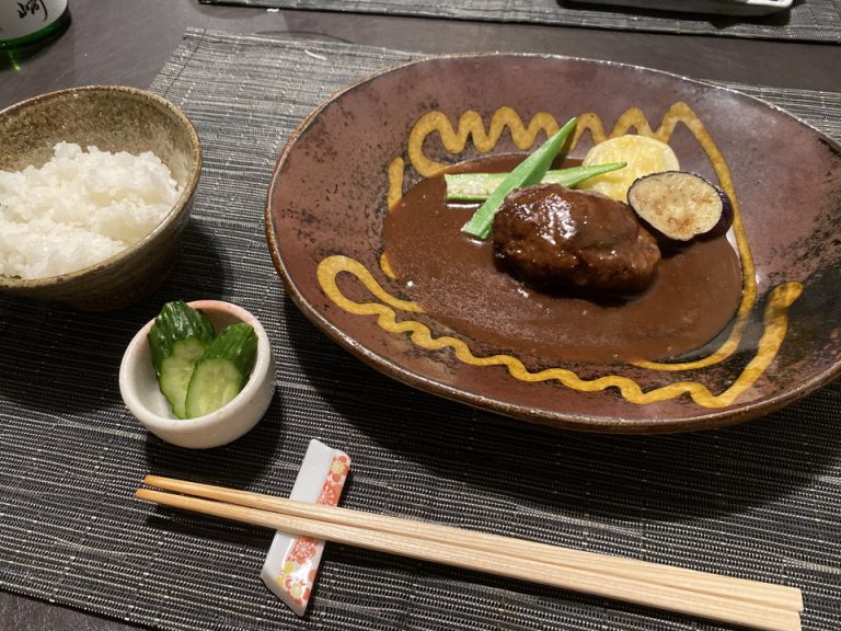 黒毛和牛を使ったハンバーグ