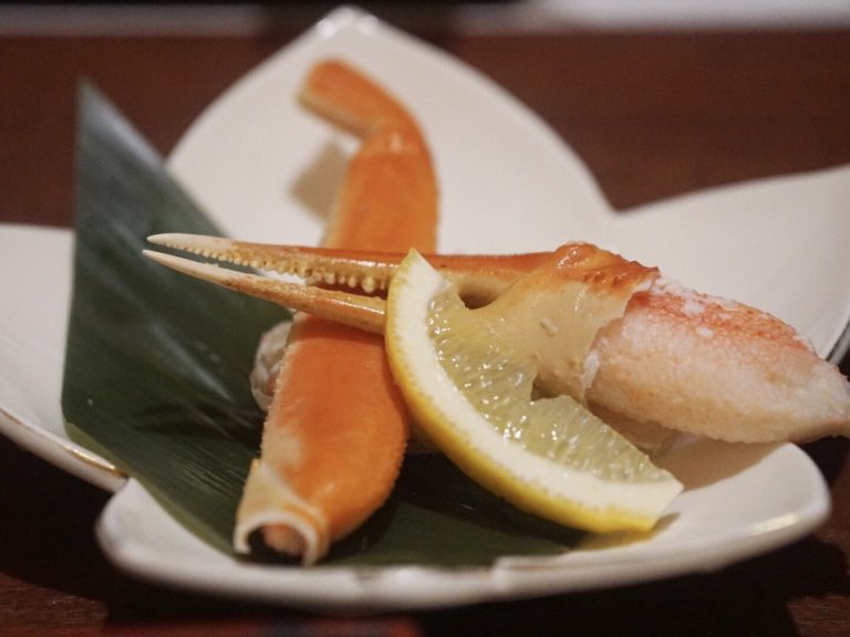 夕食・中皿・茹でズワイ蟹