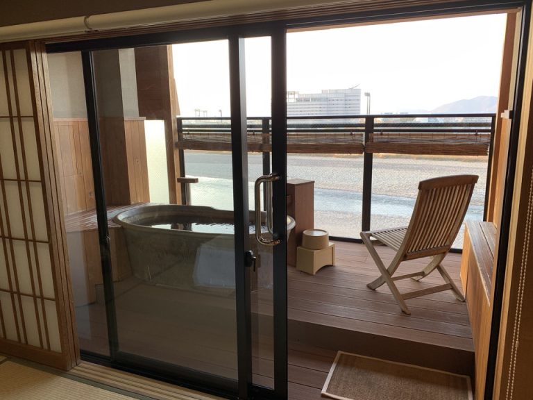 客室内露天風呂