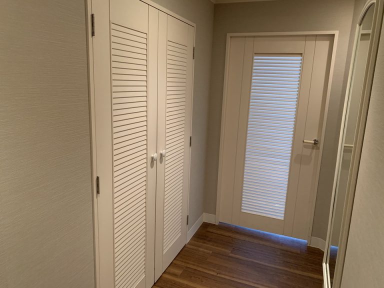 クローゼットルーム(閉)