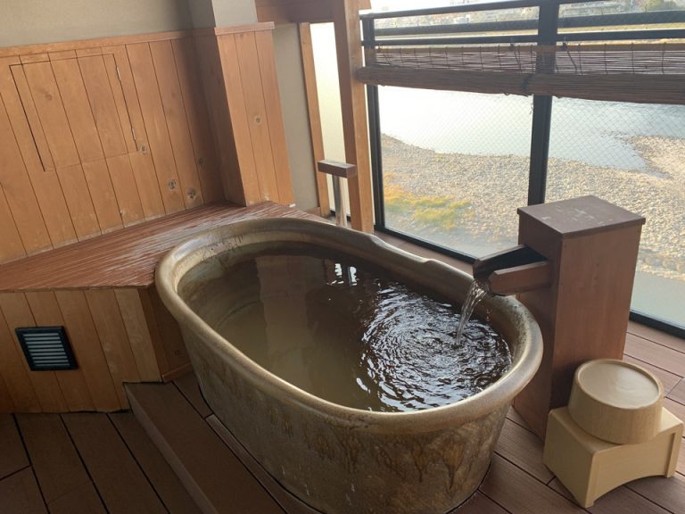客室内 露天風呂(5)