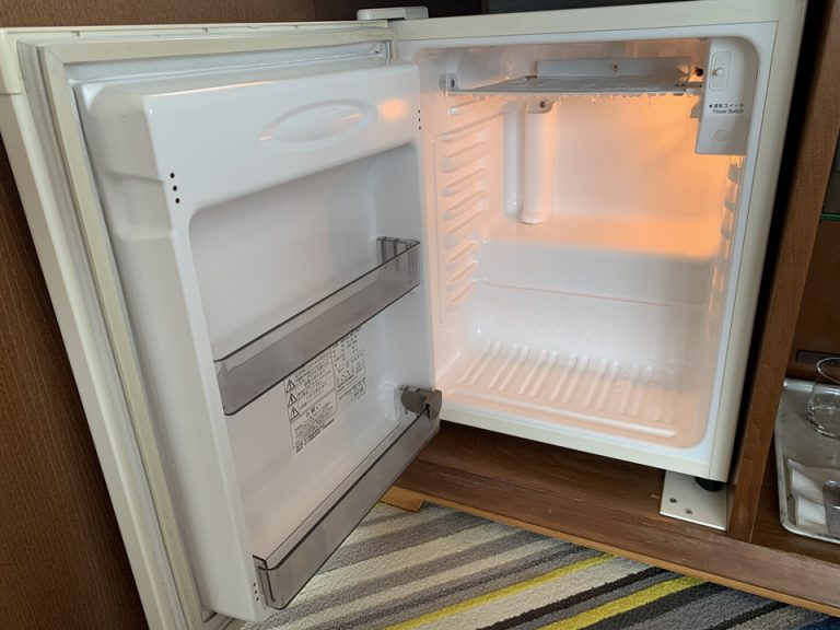 冷蔵庫(開き)