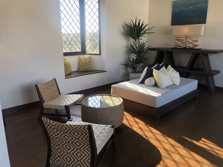 客室階廊下全体③