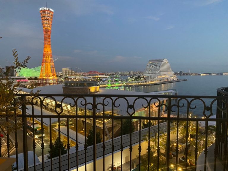 部屋からの眺望夜景