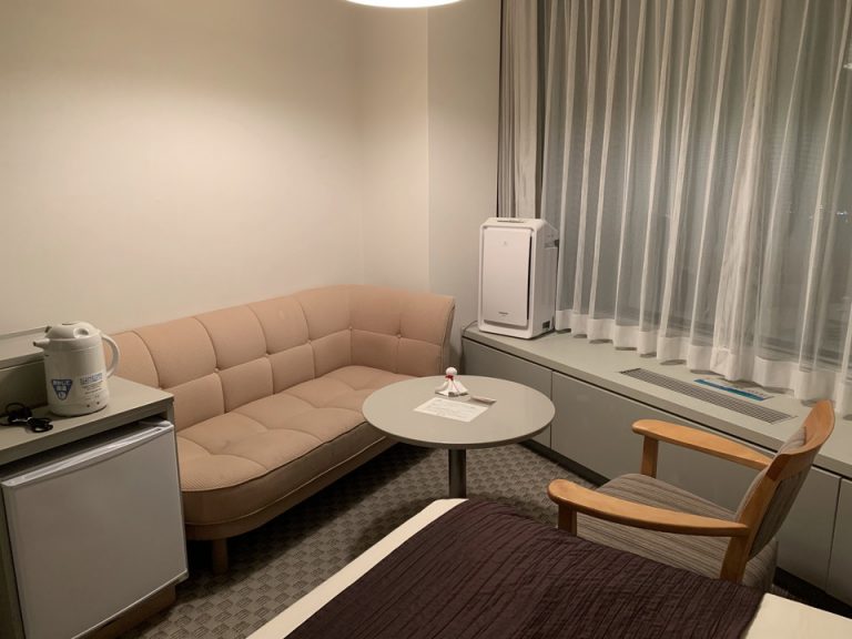 ソファー・テーブル