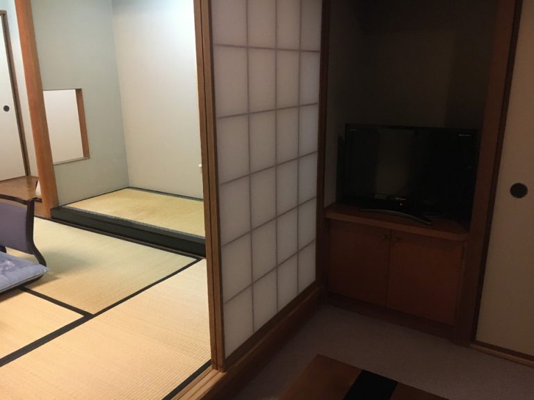 テレビ