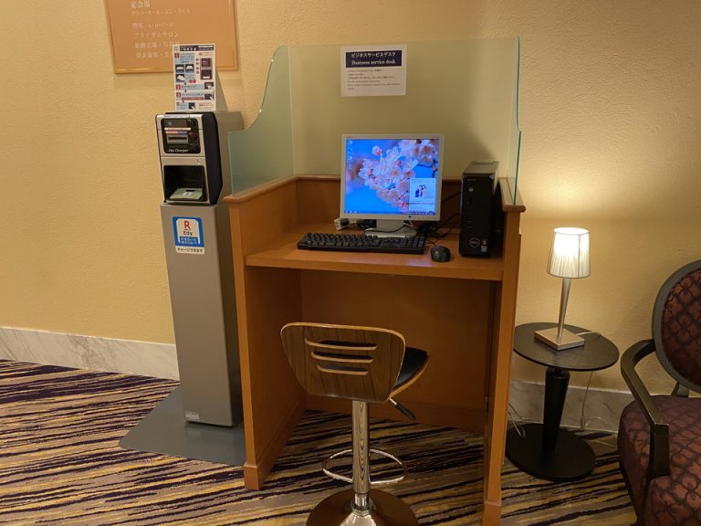 ビジネスサービスデスク 1F