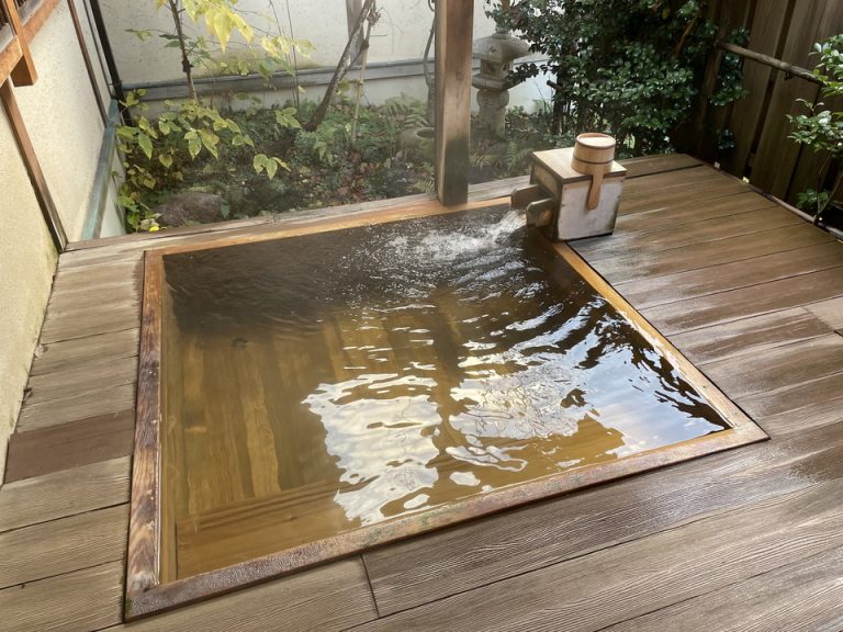 客室露天風呂(4)