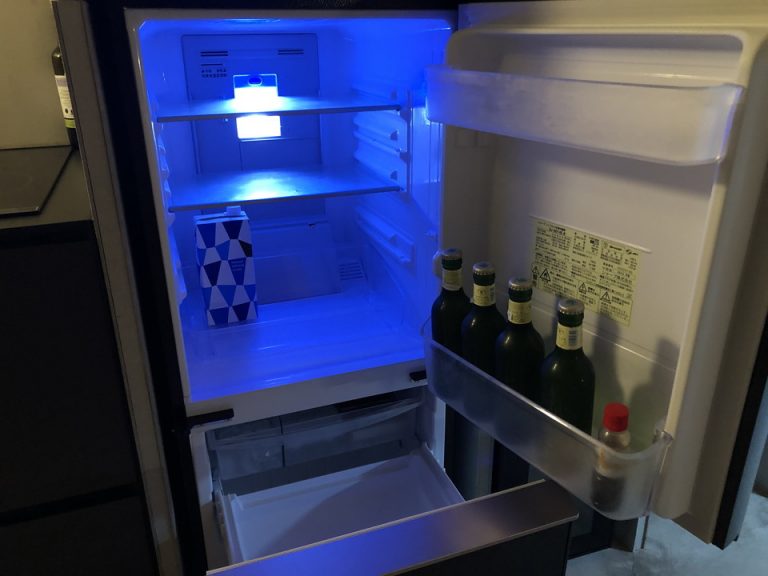 冷蔵庫オープン