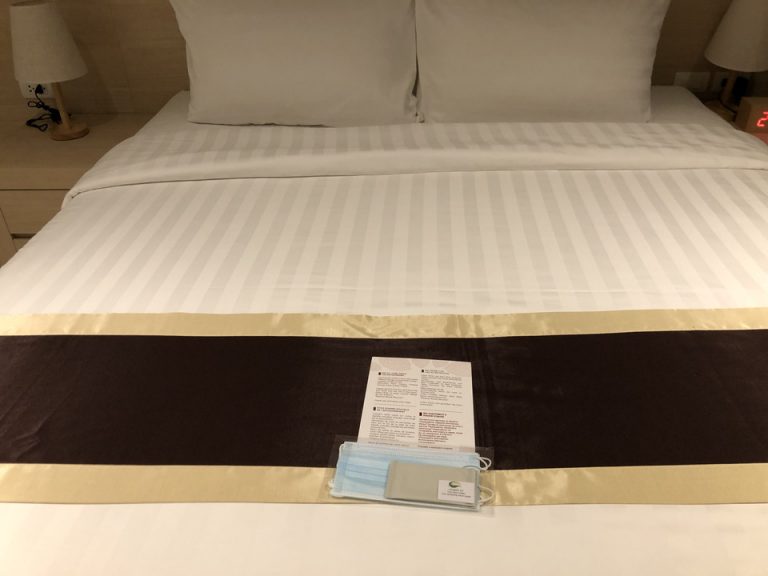 ベッド