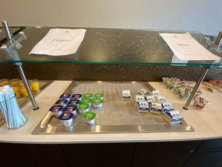 ヨーグルト、牛乳