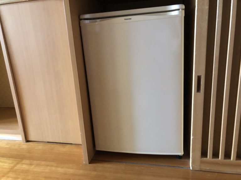 冷蔵庫(閉じた状態)