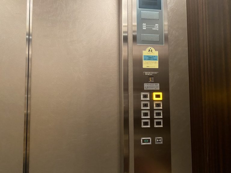 エレベーターボタン(1)
