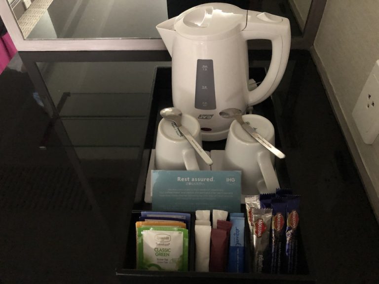 ミニバーカフェコーナー