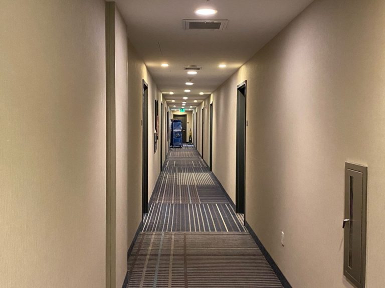 客室階廊下全体