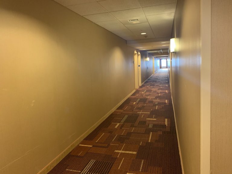 客室階廊下全体