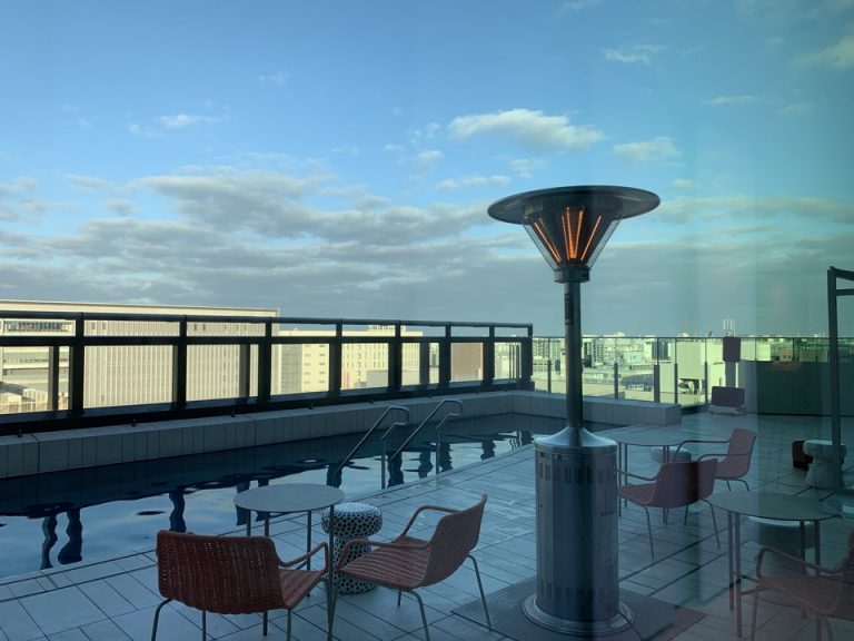 屋上アウトバス