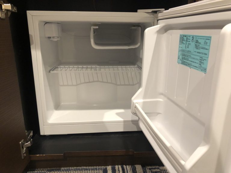 冷蔵庫(開けた状態)