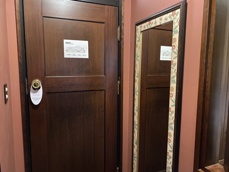 入口ドア内観(1)