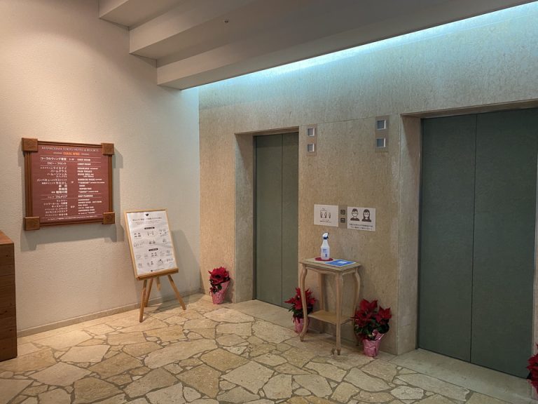 客室棟 コーラルウイング(新館)1F エレベターホール(2)