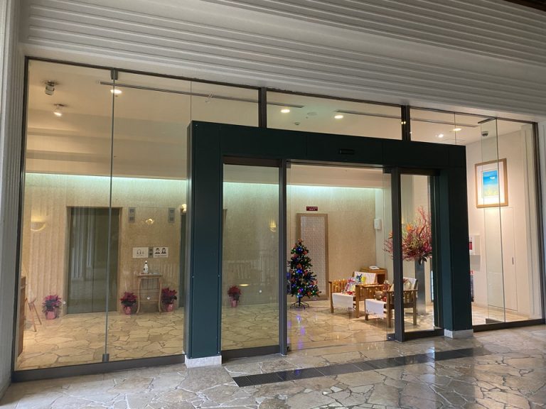 客室棟 コーラルウイング(新館)1F エントランス&エレベターホール