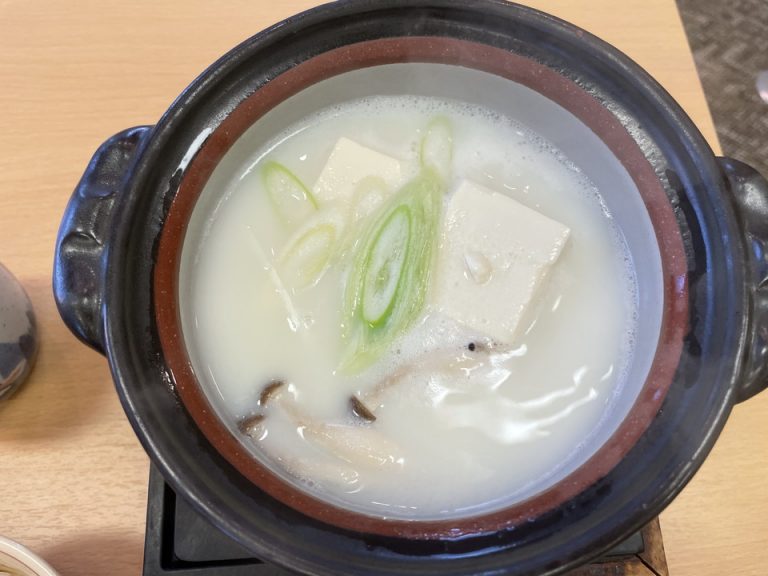 豆乳の湯豆腐鍋