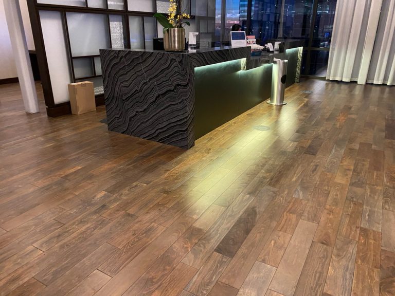 フロントカウンター