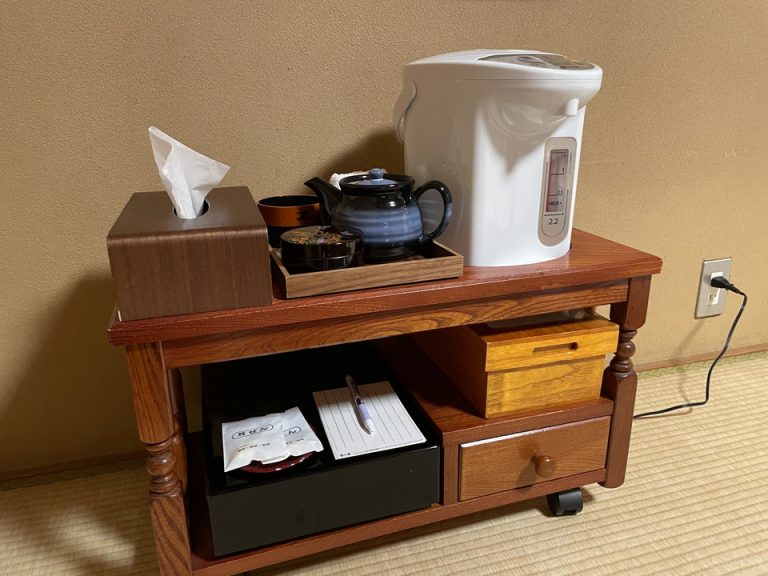 ポット・ティッシュなど