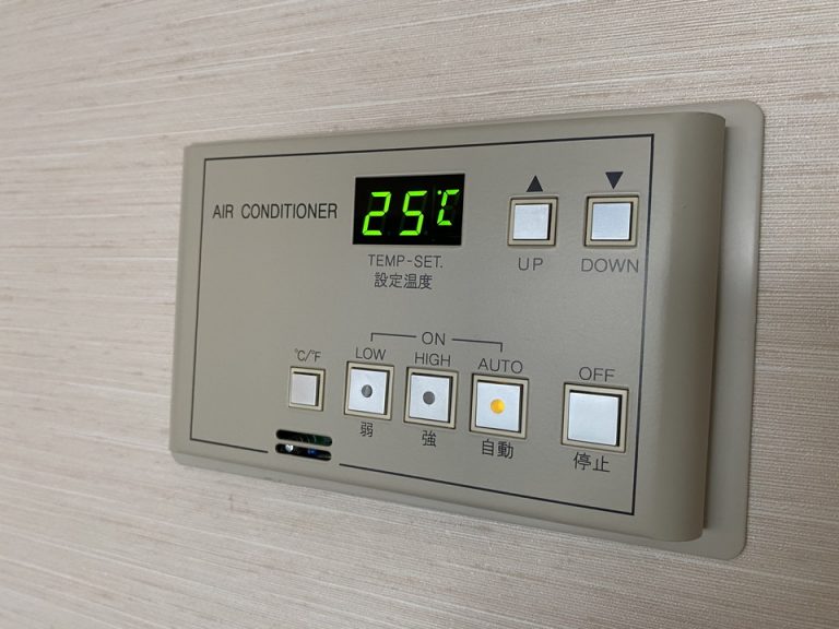 エアコン