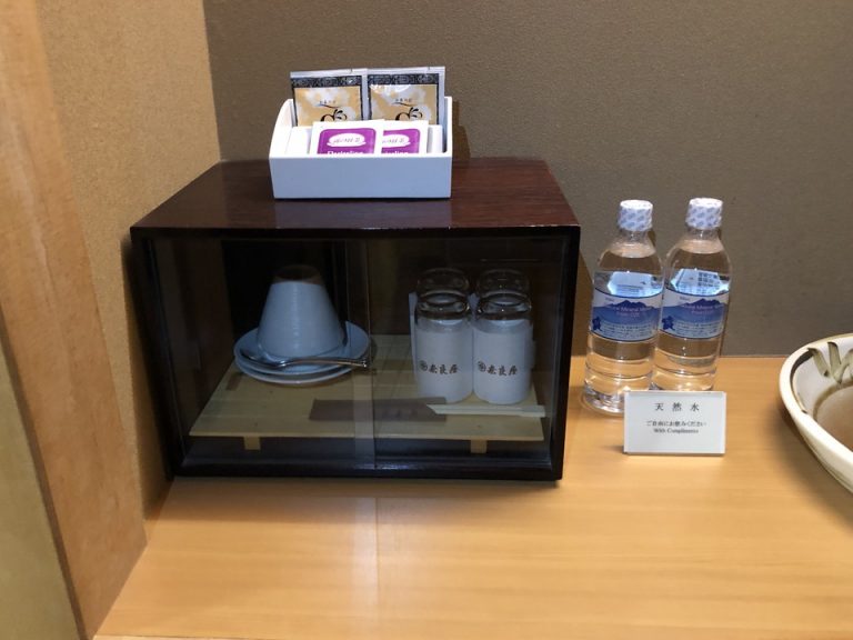 ミニバー・カフェコーナー