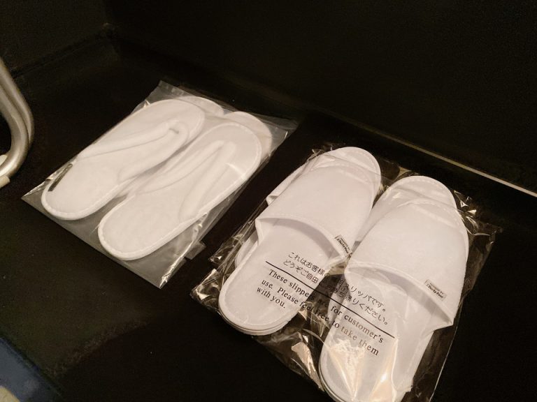 クローゼット内スリッパ