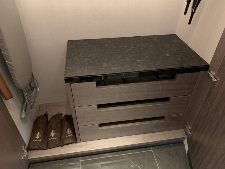 クローゼット 開けた状態