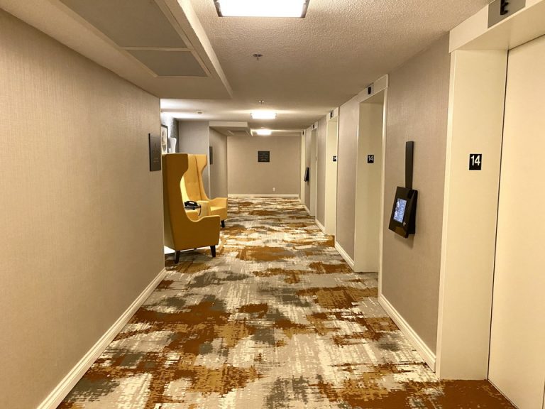 客室階廊下全体(2)