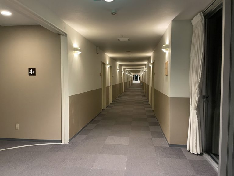 客室階廊下