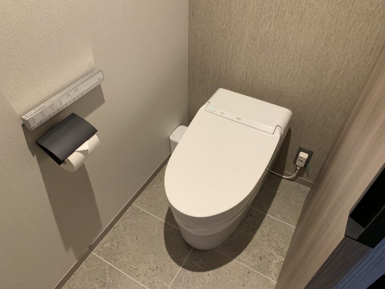 トイレ(1)