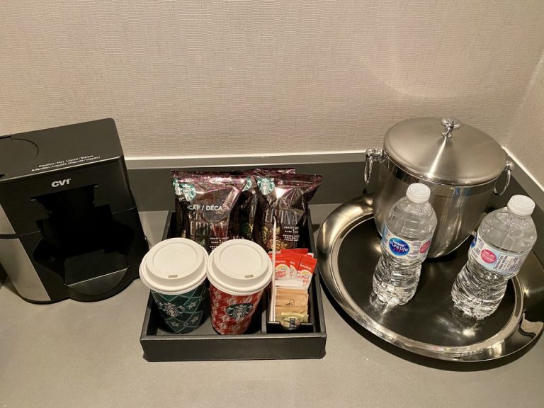 ミニバー・カフェコーナー(1)